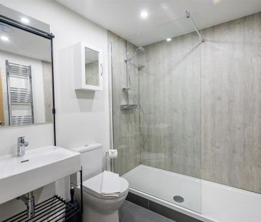 1 bedroom flat to rent - Photo 6