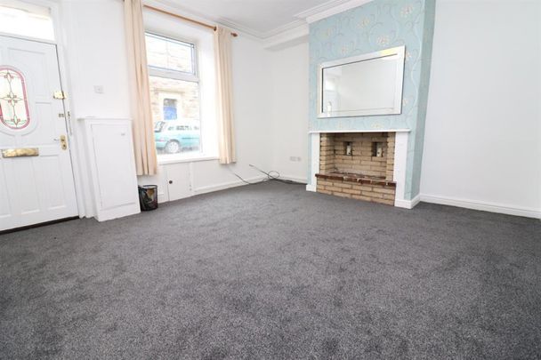 2 bedroom House To Let - Photo 1