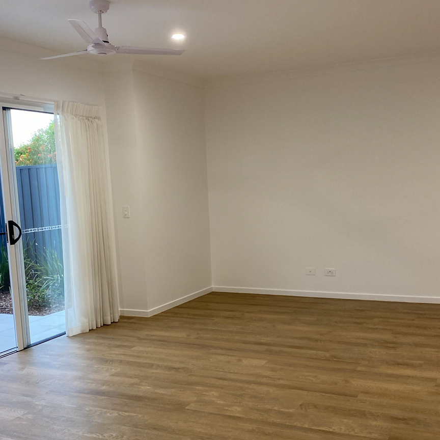 8 Calore Walk, Palmview, QLD - Photo 1