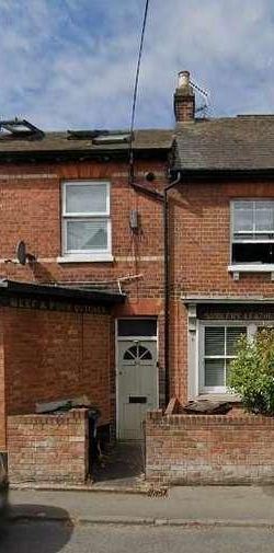 Station Road, Twyford, RG10 - Photo 1