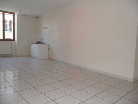 A LOUER - CHATEAUNEUF - Appartement T3 de 77m² - Photo 4