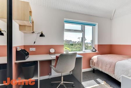 1 bedroom in a house share to rent - Photo 2