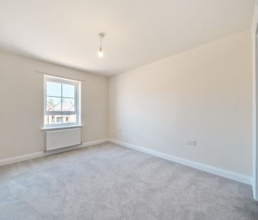 Southwold Drive, Peterborough, Hampton Beach - Photo 1