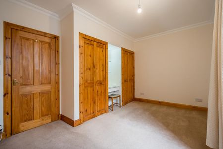 2 bedroom cottage to rent - Photo 2