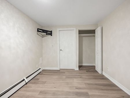 For Lease - 708 Carnegie Avenue Unit# Lower, Oshawa, Ontario - Photo 5