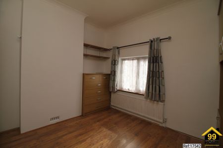 2 bed Semi-detached in Canterbury Road , Colchester, CO2 7RY - Photo 5