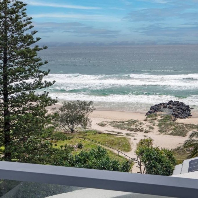 Stylish Coastal Living in "Seaclusion" – Palm Beach - Photo 1