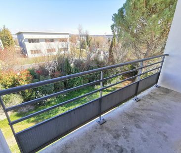 « MONTFAVET - STUDIO 24.85M² AVEC BALCON » - Photo 4