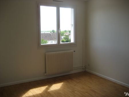 F4- 6 RUE DU 8 MAI 1945 71380 ST MARCEL - Photo 3