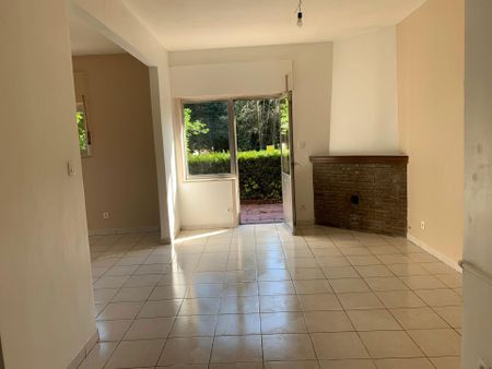 Studio - à louer - Photo 3