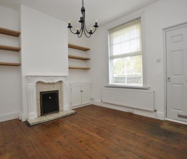 2 bedroom terraced house to rent - Photo 3