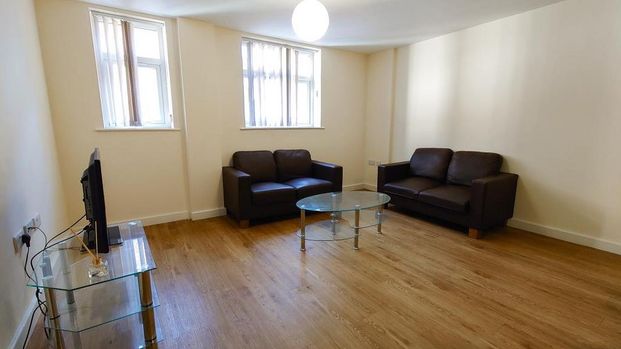 2 bedroom flat share to rent - Photo 1
