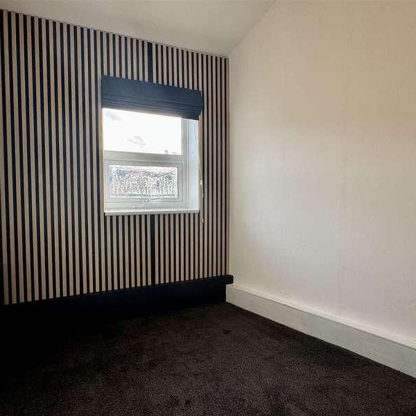 Cambridge Terrace, Scarborough, YO11 - Photo 1