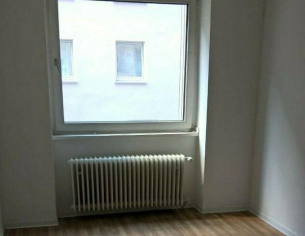 Helle 3-Zimmer Wohnung in Flensburgerstr 51a, Wuppertal - Elberfeld! - Photo 1