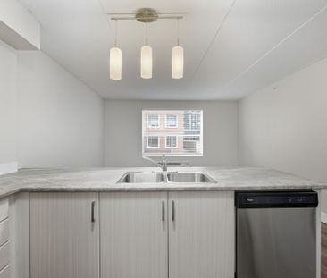 For Lease - 149 Main Street Unit# 511, Hamilton, Ontario - Photo 5