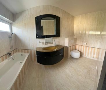 Apartment on the ground floor of 5.5 pcs for rent - Photo 6