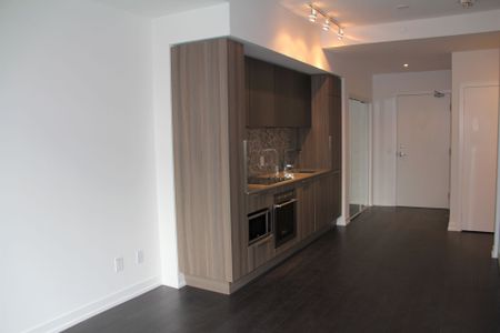 For Lease - 85 Wood Street Unit# 901, Toronto, Ontario - Photo 4