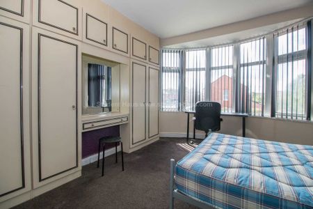 Finchley Road, Manchester - Photo 3