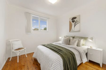 3 Nesbitt Close, Kotara. - Photo 2