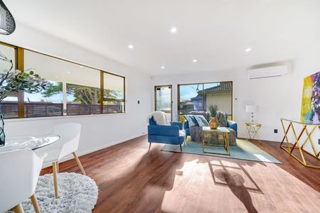CONIFER GROVE, 3 BEDROOMS - Photo 2