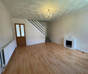 2 bedroom semi-detached house to rent - Photo 6