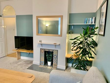 2 Bed Terraced House, British Road, BS3 - Photo 5