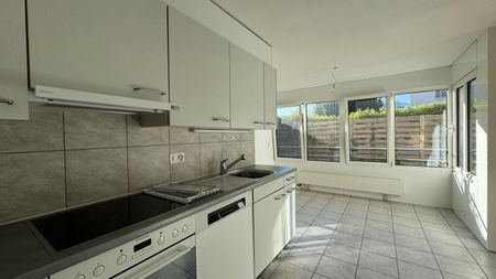 Bel appartement de 2.5 pièces au rez-de-chaussée - Foto 2