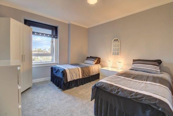 2 Bed Flat, Ulva Street, G52 - Photo 1