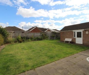 16 Woodford Park, Newtownabbey, BT36 6TJ - Photo 4
