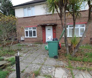 Trevor Close, Northolt, UB5 6ND - Photo 1