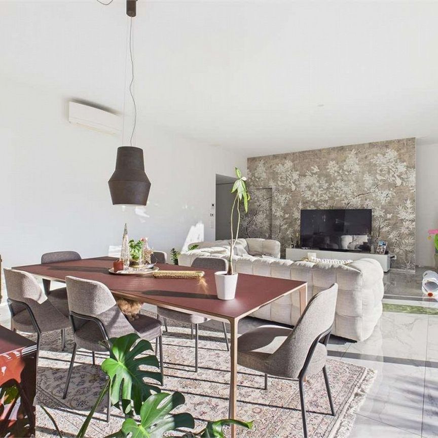 Canobbio – Penthouse mit 4.5 Zimmern und freiem Blick - Photo 1