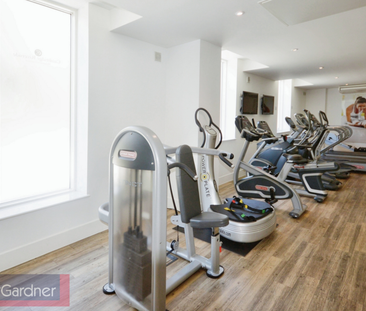 2 bedroom ground floor flat to rent - Photo 2