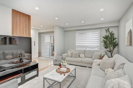 For Lease - 14 Bridlewreath Street, Kitchener, Ontario - Photo 3