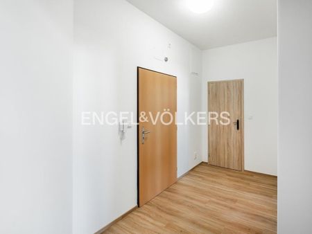 Pronájem bytu 2+kk 51 m2 - Fotografie 4