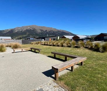Lake Hawea living - Photo 5