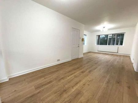 Chessington Court, Marsh Road, HA5 - Photo 4