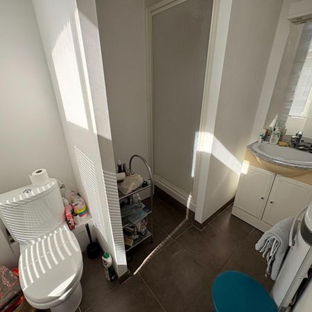 A LOUER : T1 à LILLE • rue Basse, Vieux-Lille • 680 € - Photo 4