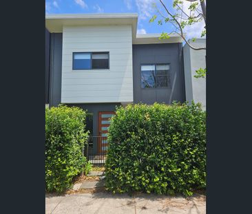 POSITIONED IN A HIGHLY SOUGHT AFTER LOCATION, IN SUNSHINE COVE. - Photo 1