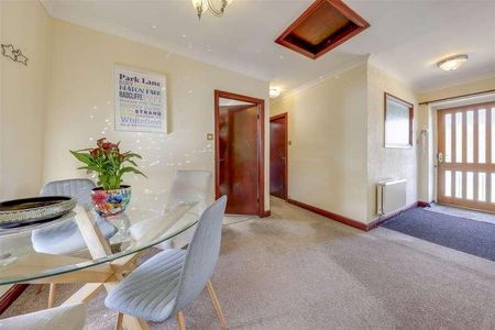 Holme Lane, Rawtenstall, Rossendale, BB4 - Photo 5