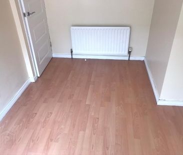 31 Unity Street, Carrickfergus, BT38 8AW - Photo 1