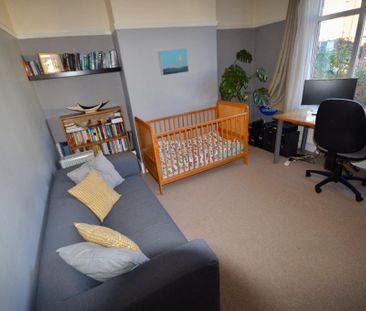 3 bedroom semi-detached house to rent - Photo 2