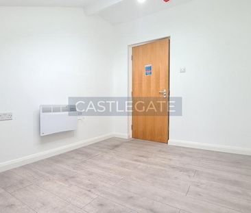 2 bedroom ground floor flat to rent - Photo 5