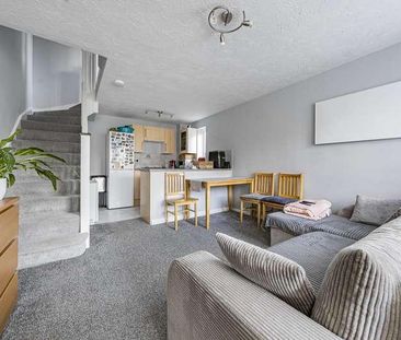 Penn Road, Datchet, SL3 - Photo 1