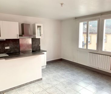 Location Appartement 3 pièces 54m² CAHORS 46000 - Photo 2