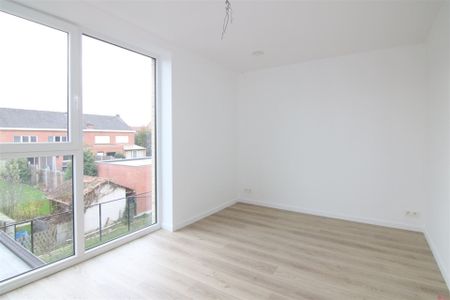 Energiezuinige woning te huur nabij het centrum van Wevelgem - Photo 2
