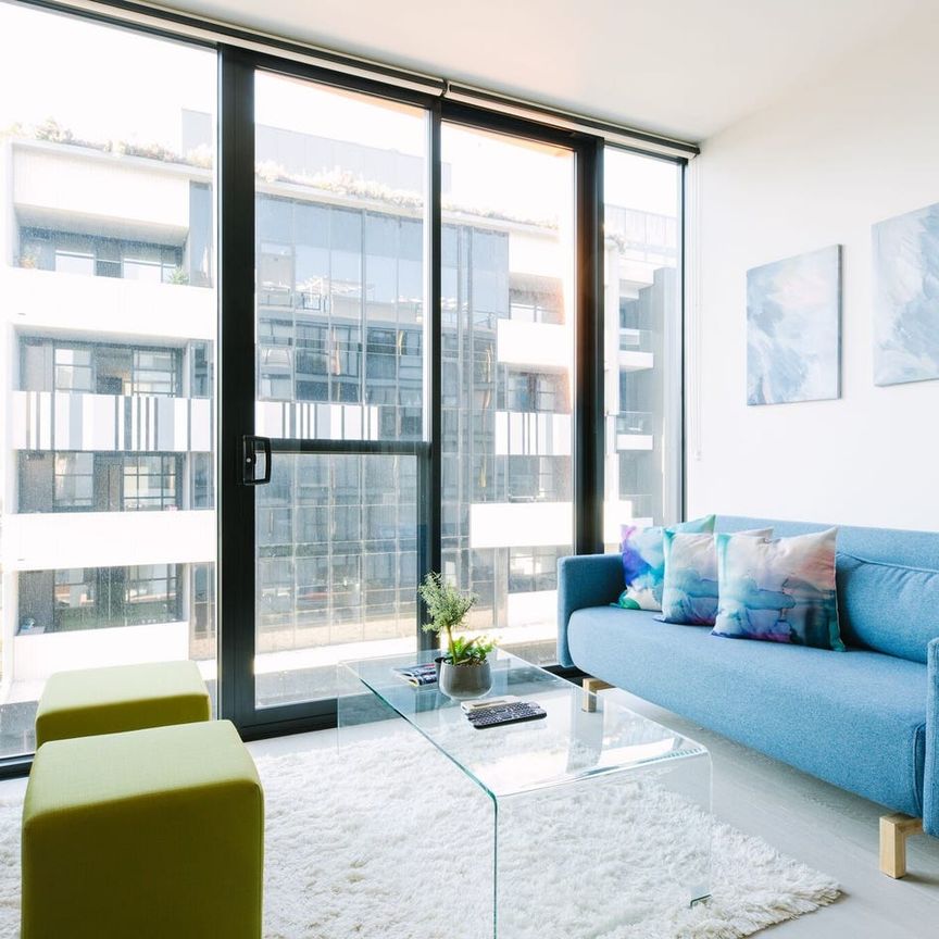 Fully Furnished Two Bedroom Apartment - Photo 1