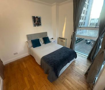 4 bedroom flat share to rent - Photo 1