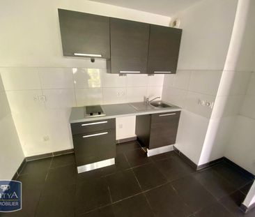 Location Appartement 2 pièces 42m² TOULON 83100 - Photo 2