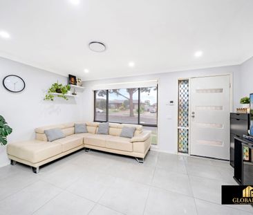 Solid 3-Bedroom Home In The Heart Of Hinchinbrook - Photo 4