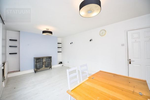 3 bedroom maisonette to rent - Photo 1